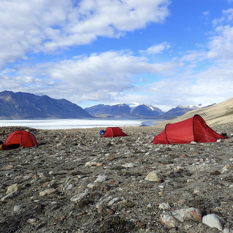 Ellesmere Quttinirpaaq (Black Feather)